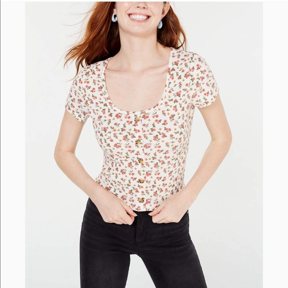🌴3/$20 Hippie Rose Juniors Floral Button Top